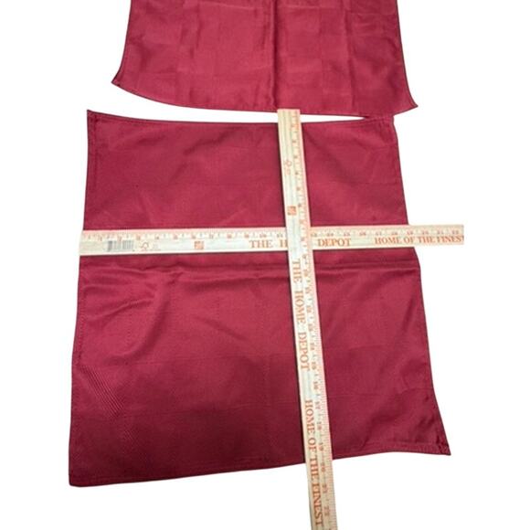 "Lauren Ralph Lauren" Set Of 4 Red/Burgundy Fabric Napkins  19" x 20" Christmas - Picture 5 of 8